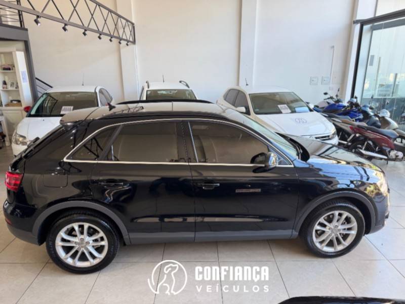 AUDI - Q3 - 2014/2015 - Preta - R$ 89.900,00