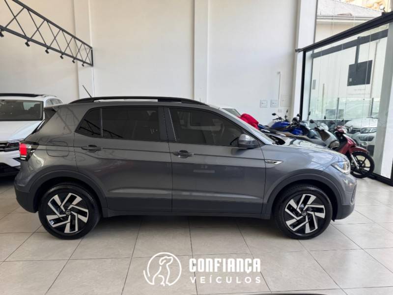 VOLKSWAGEN - T-CROSS - 2024/2025 - Cinza - R$ 149.900,00