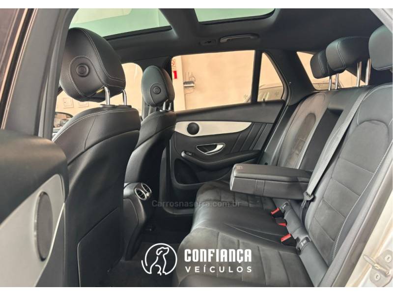 MERCEDES-BENZ - GLC 250 - 2016/2017 - Prata - R$ 209.900,00