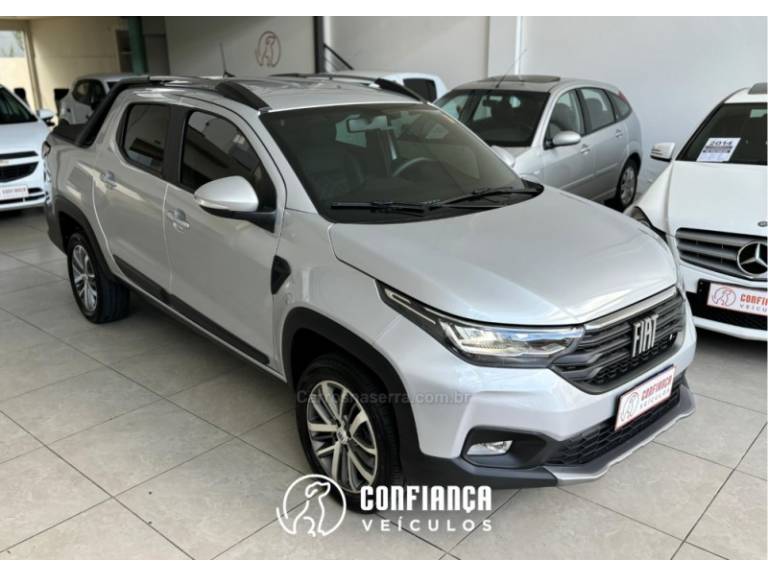 FIAT - STRADA - 2023/2023 - Prata - R$ 115.900,00