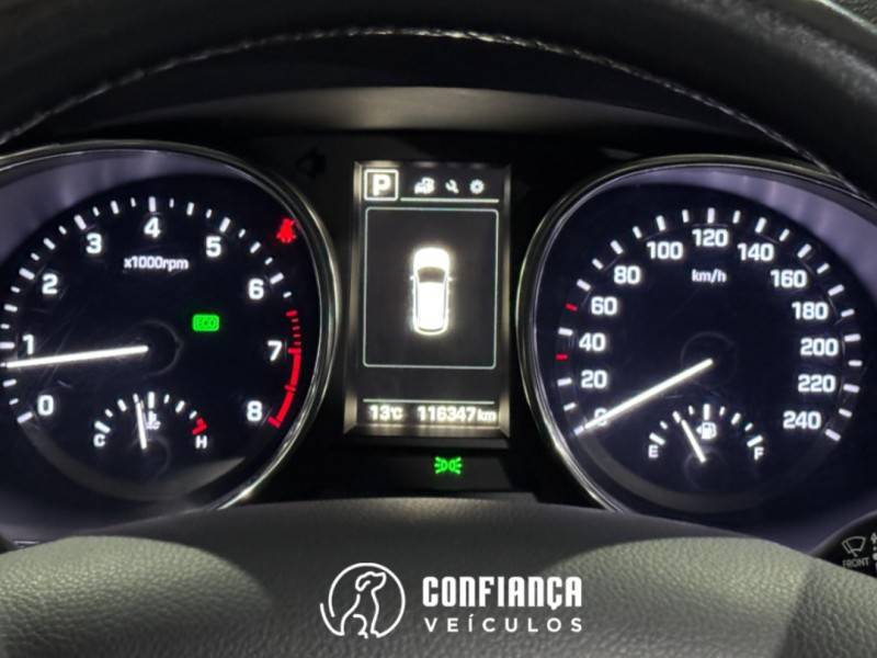 HYUNDAI - SANTA FÉ - 2015/2016 - Branca - R$ 99.900,00