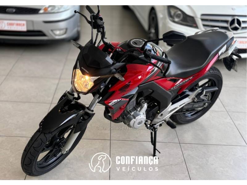 HONDA - CB 250F TWISTER - 2019/2019 - Vermelha - R$ 18.900,00