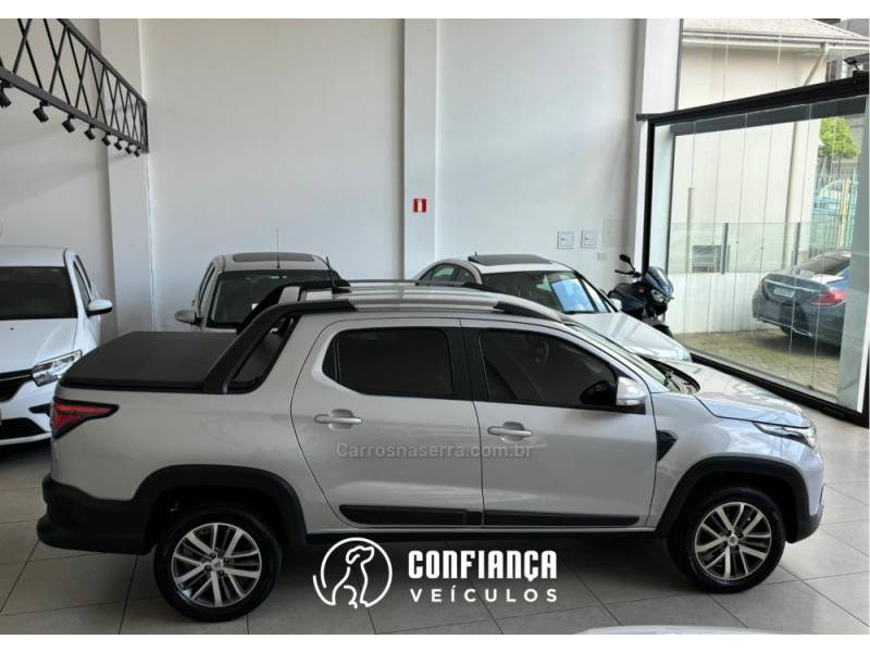 FIAT - STRADA - 2023/2023 - Prata - R$ 114.900,00