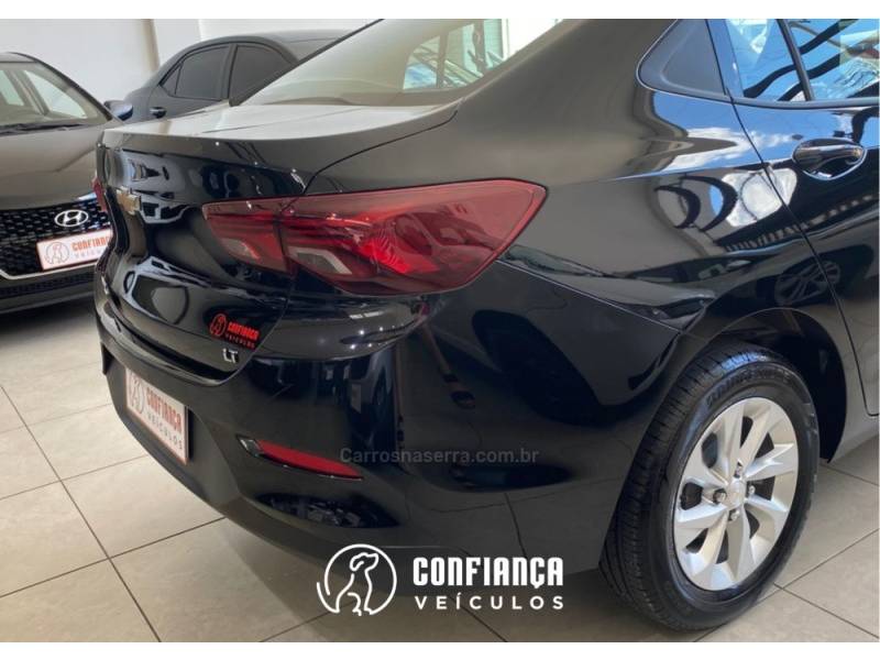 CHEVROLET - ONIX - 2023/2023 - Preta - R$ 78.900,00