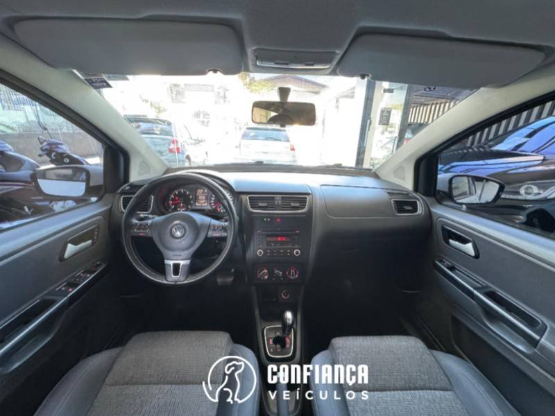 VOLKSWAGEN - SPACEFOX - 2012/2013 - Branca - R$ 39.900,00