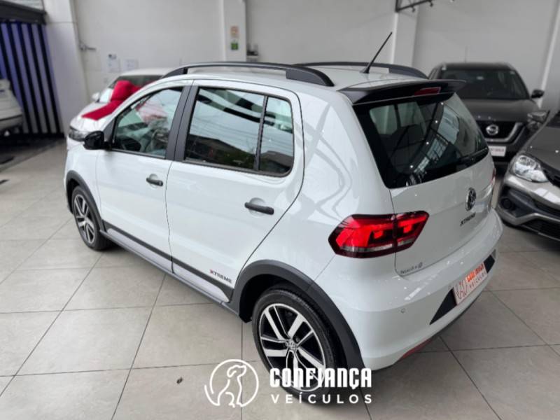VOLKSWAGEN - FOX - 2021/2022 - Branca - R$ 74.900,00