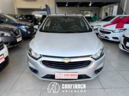 CHEVROLET - ONIX - 2018/2019 - Prata - R$ 62.900,00