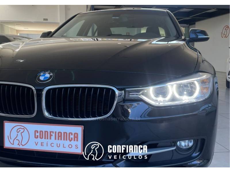 BMW - 320I - 2013/2014 - Preta - R$ 98.900,00