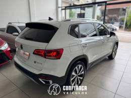 VOLKSWAGEN - TAOS - 2022/2022 - Branca - R$ 151.900,00