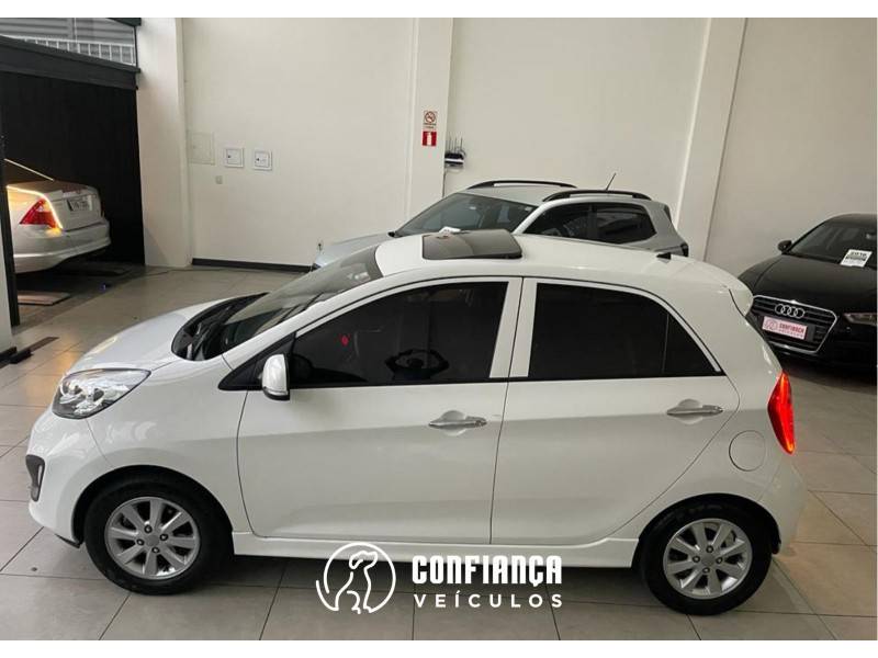KIA MOTORS - PICANTO - 2012/2013 - Branca - R$ 46.490,00