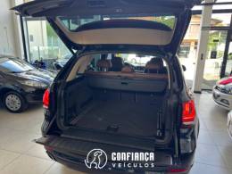 BMW - X5 - 2017/2018 - Azul - R$ 215.900,00