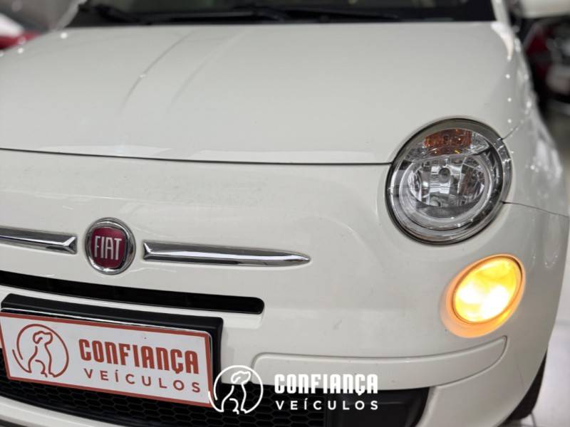 FIAT - 500 - 2012/2013 - Branca - R$ 46.900,00