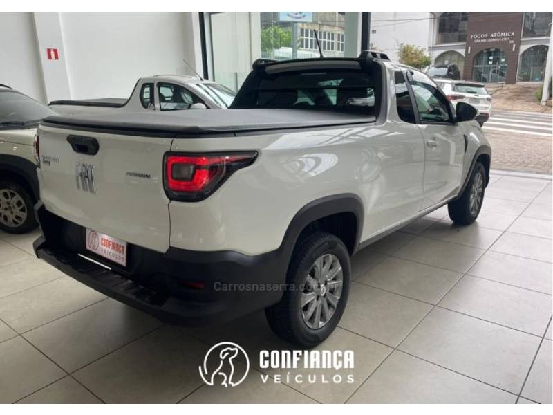 FIAT - STRADA - 2023/2023 - Branca - R$ 89.900,00