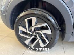 VOLKSWAGEN - T-CROSS - 2024/2025 - Cinza - R$ 149.900,00