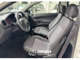 VOLKSWAGEN - SAVEIRO - 2014/2014 - Branca - R$ 45.900,00