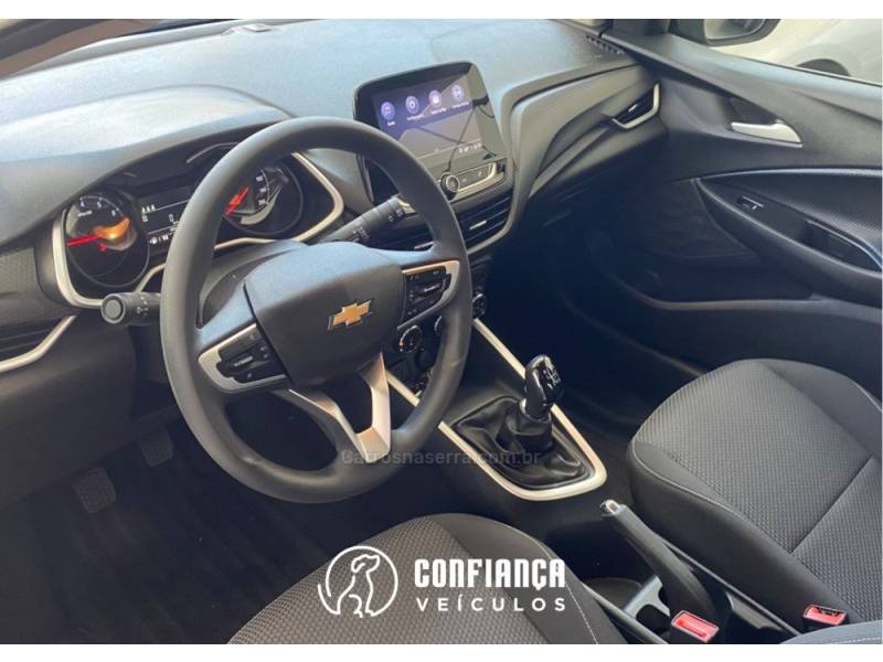 CHEVROLET - ONIX - 2023/2023 - Preta - R$ 78.900,00