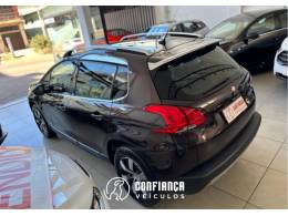 PEUGEOT - 2008 - 2016/2017 - Marrom - R$ 58.900,00