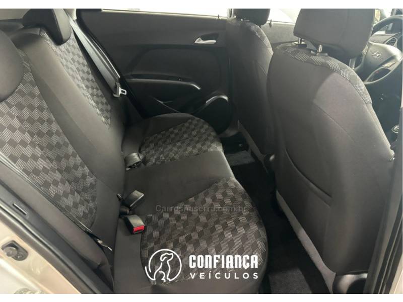 HYUNDAI - HB20S - 2019/2019 - Prata - R$ 60.900,00