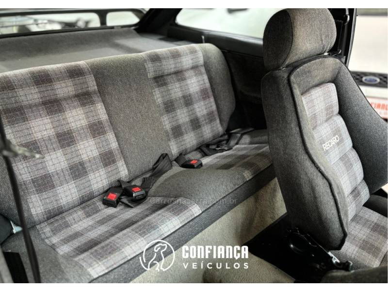 VOLKSWAGEN - GOL - 1991/1991 - Cinza - R$ 120.000,00