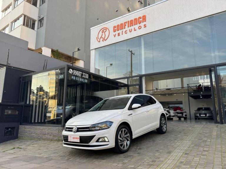 VOLKSWAGEN - POLO - 2018/2018 - Branca - R$ 79.490,00
