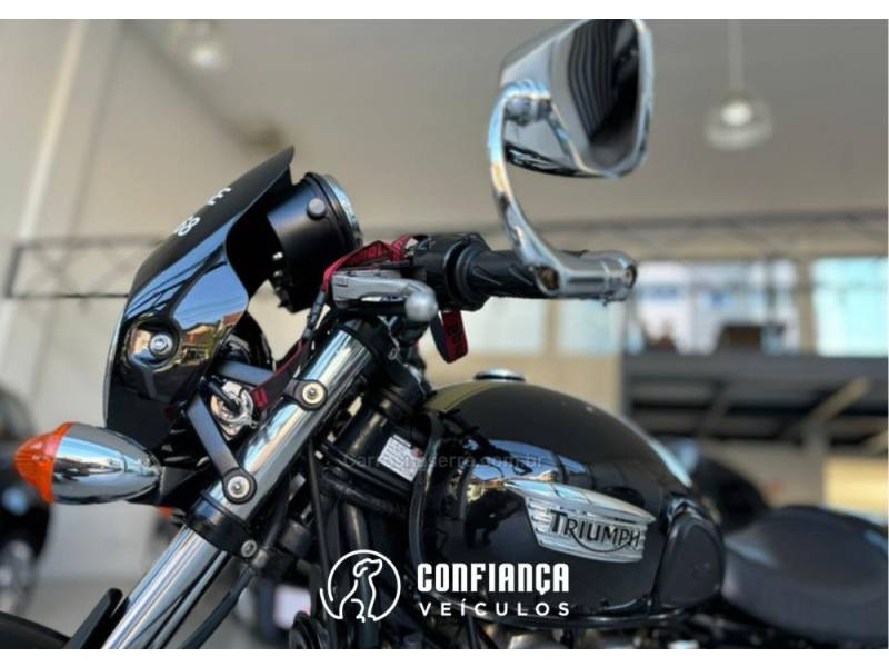 TRIUMPH - THRUXTON - 2014/2014 - Preta - R$ 31.900,00