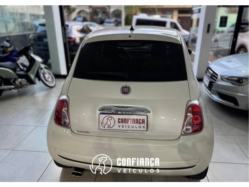 FIAT - 500 - 2011/2012 - Branca - R$ 44.900,00