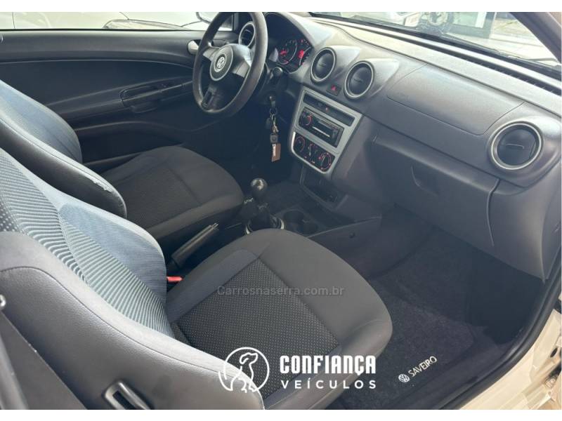 VOLKSWAGEN - SAVEIRO - 2015/2016 - Branca - R$ 46.900,00