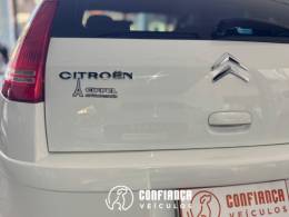 CITROËN - C4 - 2013/2014 - Branca - R$ 39.900,00