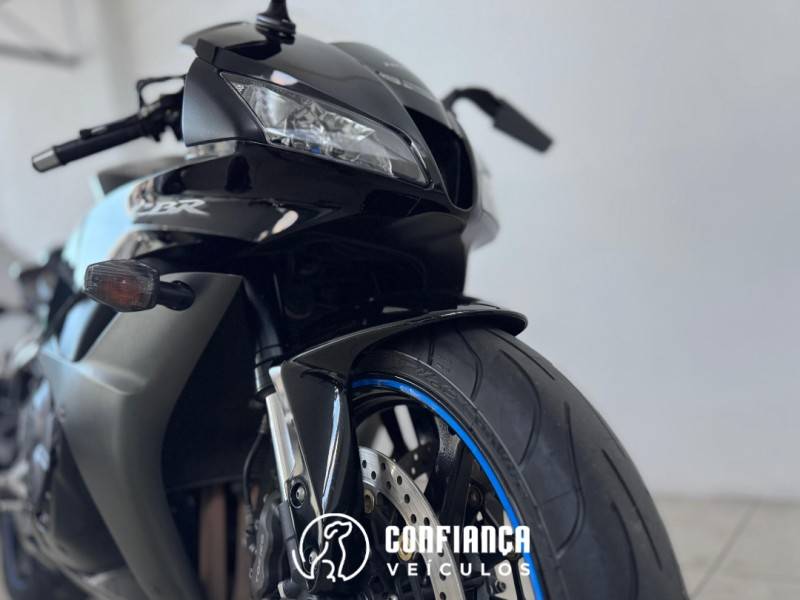 HONDA - CBR 600RR - 2008/2008 - Preta - R$ 43.900,00