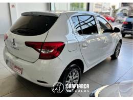 RENAULT - SANDERO - 2019/2020 - Branca - R$ 47.900,00