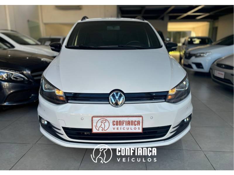 VOLKSWAGEN - FOX - 2016/2017 - Branca - R$ 53.900,00