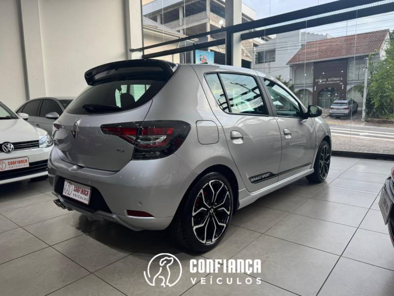 RENAULT - SANDERO - 2020/2021 - Prata - R$ 80.900,00