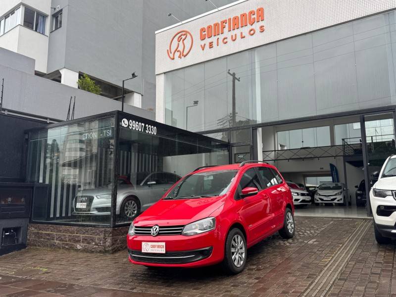 VOLKSWAGEN - SPACEFOX - 2013/2013 - Vermelha - R$ 47.900,00