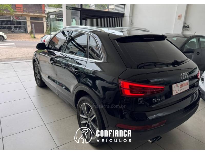 AUDI - Q3 - 2017/2018 - Preta - R$ 134.900,00