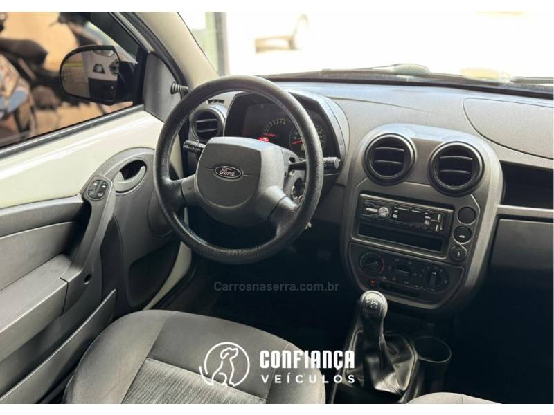 FORD - KA - 2008/2009 - Branca - R$ 22.900,00