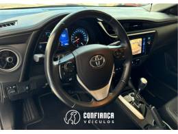 TOYOTA - COROLLA - 2018/2019 - Preta - R$ 115.900,00