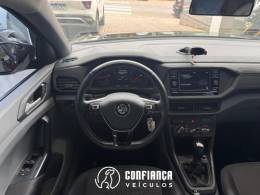VOLKSWAGEN - T-CROSS - 2020/2020 - Preta - R$ 89.900,00
