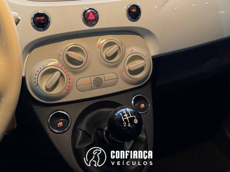 FIAT - 500 - 2012/2013 - Branca - R$ 47.900,00