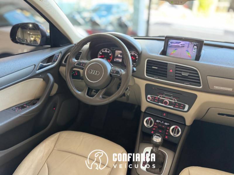 AUDI - Q3 - 2014/2015 - Preta - R$ 89.900,00