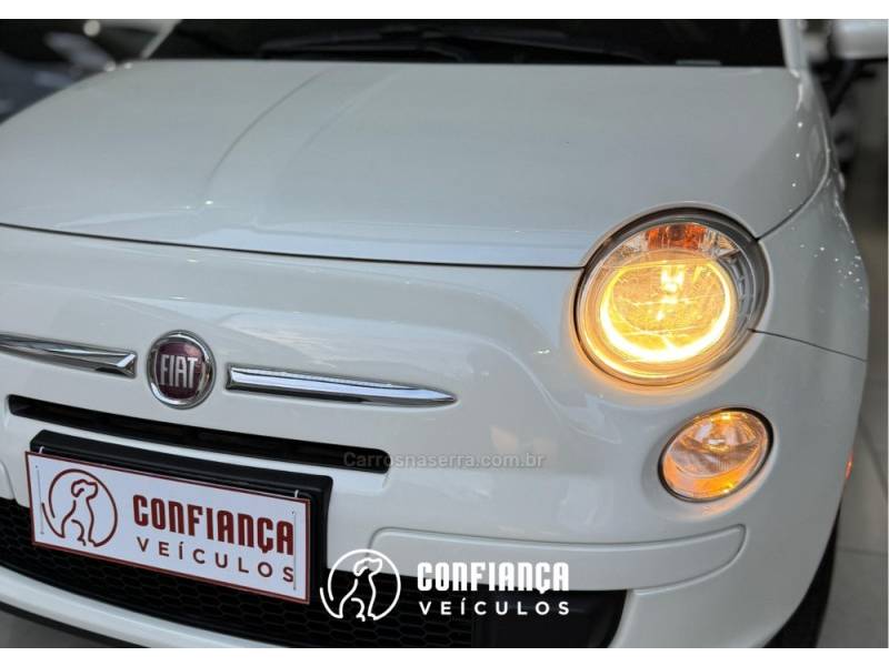 FIAT - 500 - 2011/2012 - Branca - R$ 44.900,00