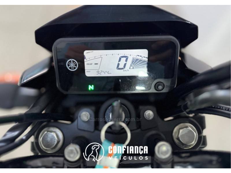 YAMAHA - FACTOR YBR - 2021/2022 - Preta - R$ 14.700,00