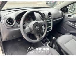 VOLKSWAGEN - SAVEIRO - 2014/2014 - Branca - R$ 45.900,00